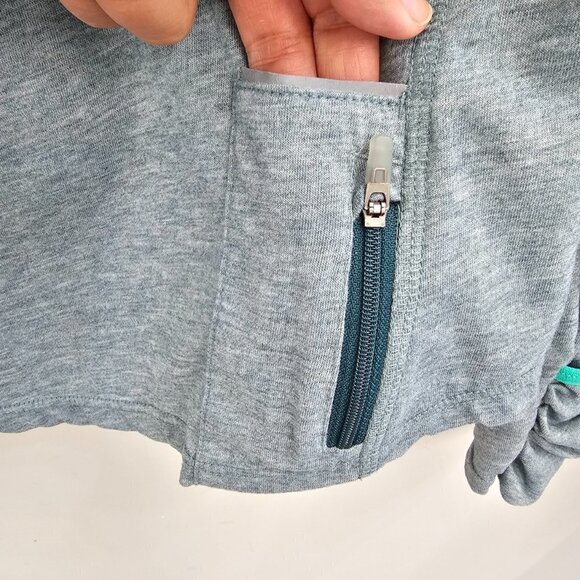 Nike Running Women's Dri-Fit Hooded Long-sleeved Pullover Shirt, Small - Picture 7 of 16